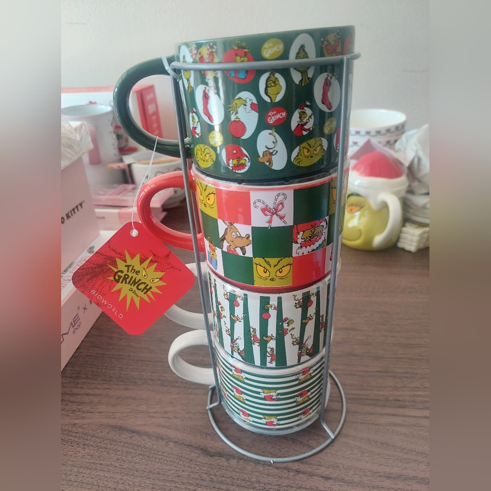 The Grinch  4 piece mug set